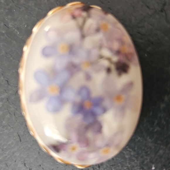 Vintage Embedded FlowersJewelry Set with Purple and Gold Accents Earing & brooch - Picture 2 of 9